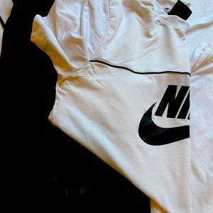 Men’s Nike shorts and tshirt set